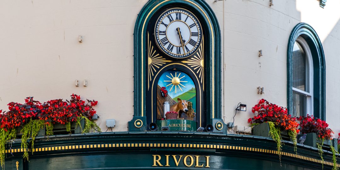 Jewellers Revolving Clock, St Helier, Jersey