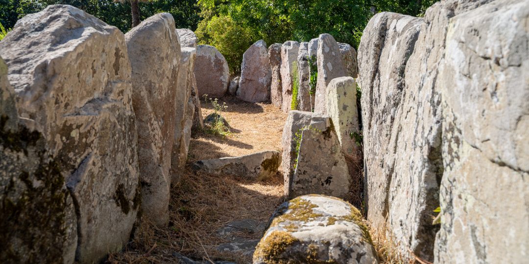 Mont Ubé Dolmen, St Clement, Jersey