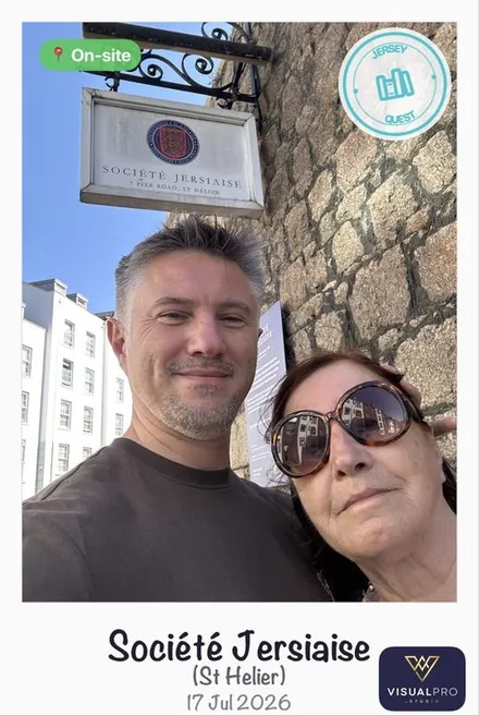 Souvenir photo